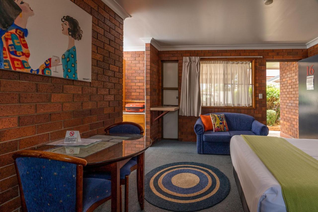 Country Pathfinder Motor Inn Dalby Exterior foto